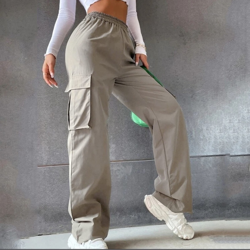 tan wide leg cargo pants